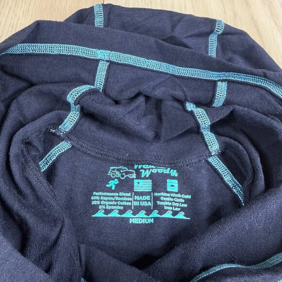 Wears Woody Womens Blue Lightweight Performance Pullover Hoodie Size Medium - Picture 7 of 10